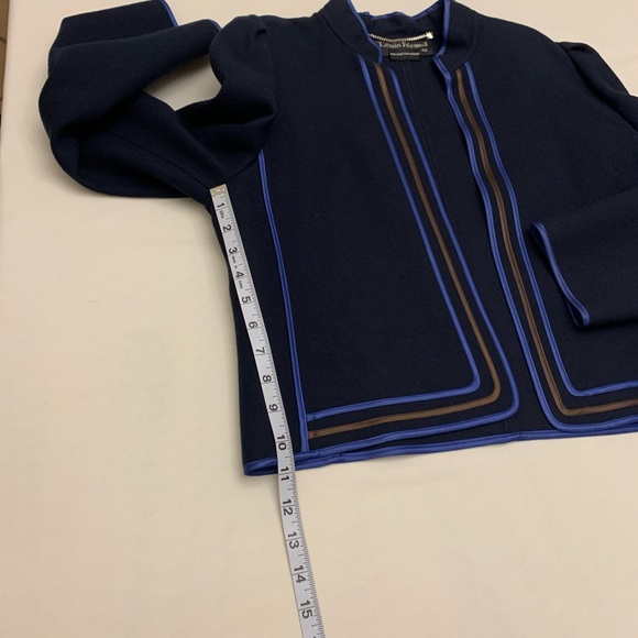 Louis Feraud set blazer (size 42) skirt (size 40) 100% wool navy - Picture 14 of 16